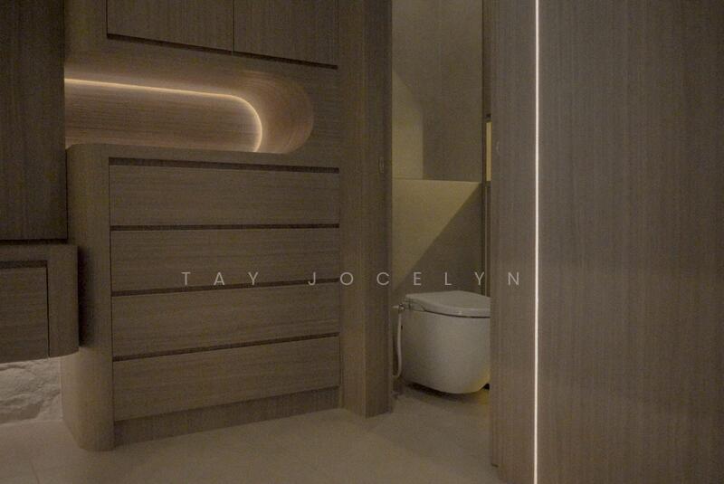 Master bath 