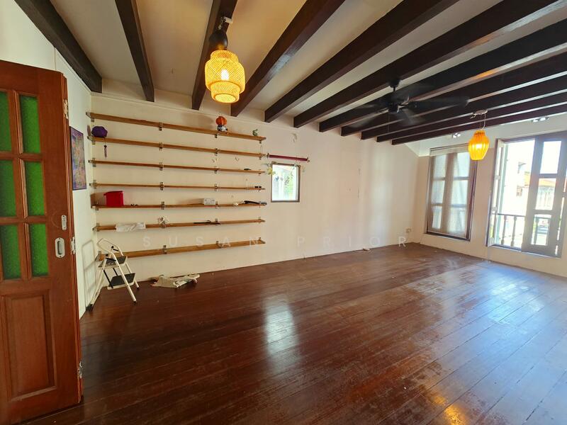For Rent - Blair/ Spottiswoode 3 Bed