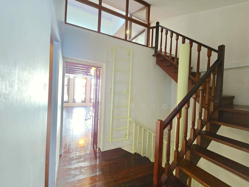 For Rent - Blair/ Spottiswoode 3 Bed