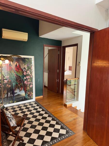 Upper Foyer