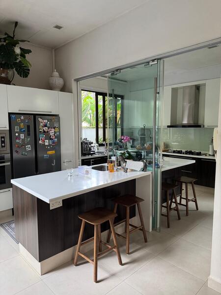 Dry Kitchen