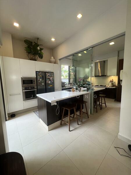 Dry & Wet Kitchen 