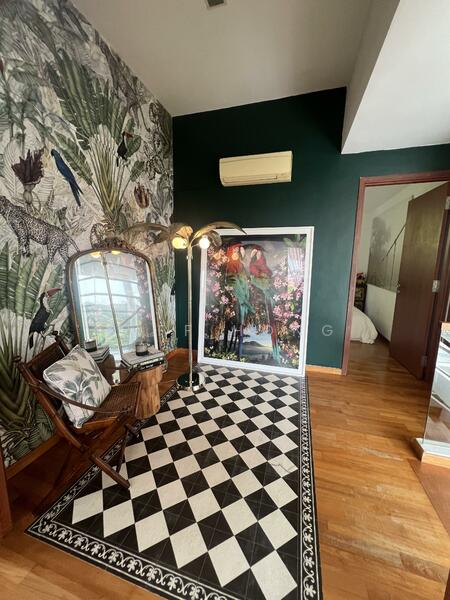 Upstairs Foyer