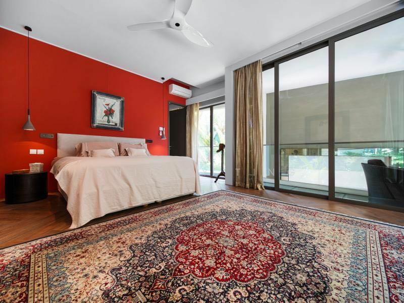 For Sale - NEW GEMS! NEW LIST! A SOPHISTICATED HOME IN A COVETED NEIGHBOURHOOD ! AT DISTRICT 10! ST 9623.4620