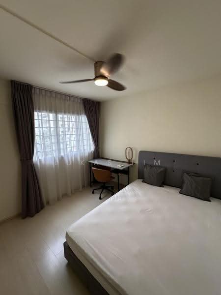 12 Holland Avenue, 12 Holland Avenue, Tanglin / Holland / Bukit Timah, 2 Bedrooms, 785 sqft, HDB Flat For Sale, by Lukas Lim, 60152541 - Bedroom - PropertyGuru.com.sg