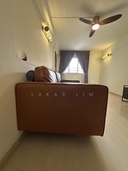 12 Holland Avenue, 12 Holland Avenue, Tanglin / Holland / Bukit Timah, 2 Bedrooms, 785 sqft, HDB Flat For Sale, by Lukas Lim, 60152541 - Living Room - PropertyGuru.com.sg