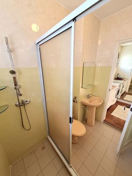 22 Lor Sarhad, , Studio, 400 sqft, Semi-Detached House For Rent, by Trudy Tan, 60152649 - Bathroom - PropertyGuru.com.sg
