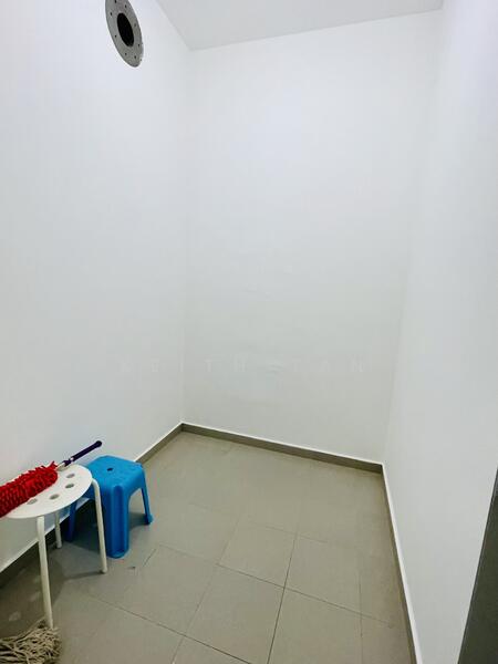 CD Shelter (Maids Room)