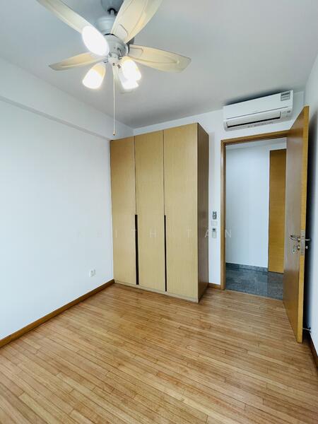 Bedroom 1 - Wardrobes