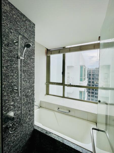 Master Bathroom with Shower & Bathtub