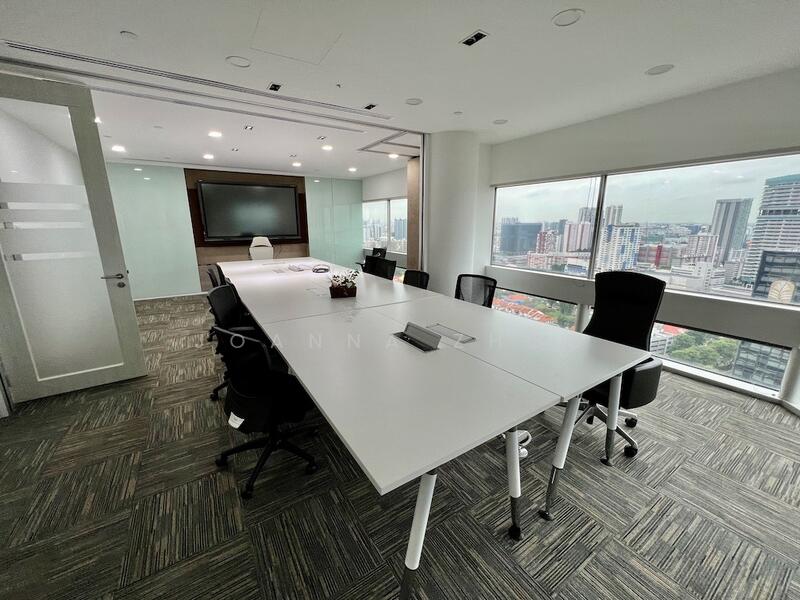 Gateway East, 152 Beach Road, 6,359 sqft, Office For Rent, by Joanna Zhou, 60152698 - Others - CommercialGuru.com.sg