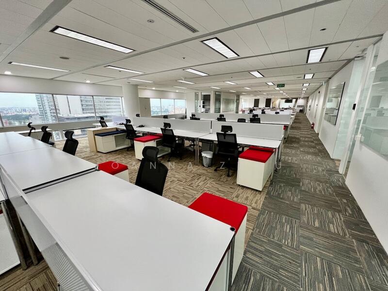 Gateway East, 152 Beach Road, 6,359 sqft, Office For Rent, by Joanna Zhou, 60152698 - Others - CommercialGuru.com.sg