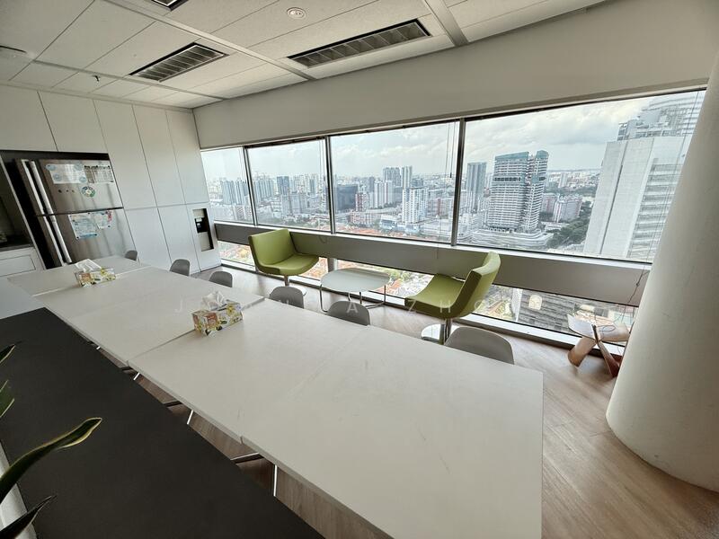 Gateway East, 152 Beach Road, 11,645 sqft, Office For Rent, by Joanna Zhou, 60152718 - CommercialGuru.com.sg
