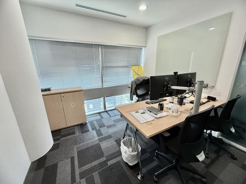 Gateway East, 152 Beach Road, 11,645 sqft, Office For Rent, by Joanna Zhou, 60152718 - CommercialGuru.com.sg