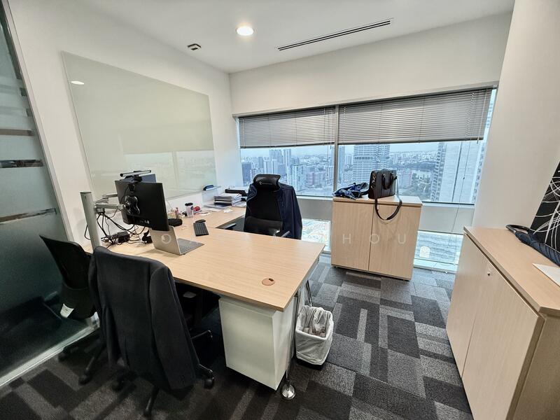 Gateway East, 152 Beach Road, 11,645 sqft, Office For Rent, by Joanna Zhou, 60152718 - CommercialGuru.com.sg