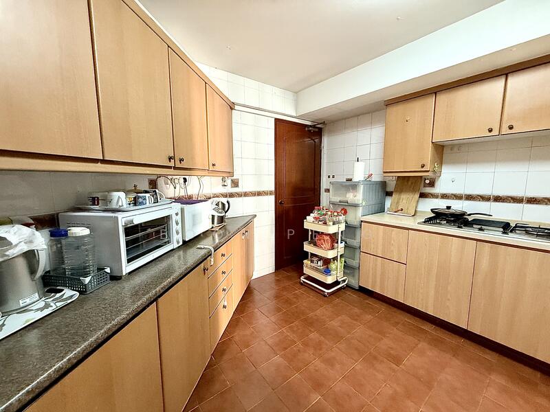 Well Maintained Kitchen