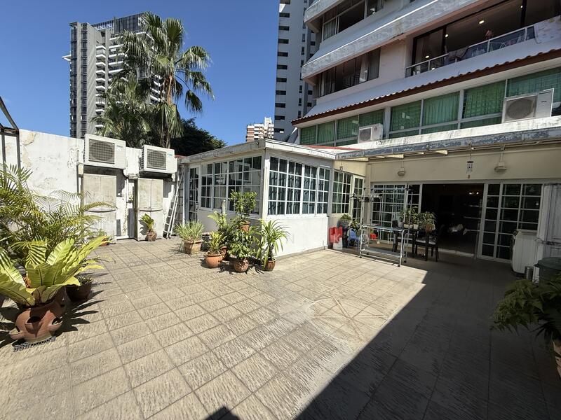 Balcony / Patio