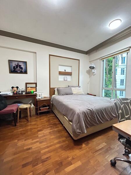 Spacious Master Bedroom