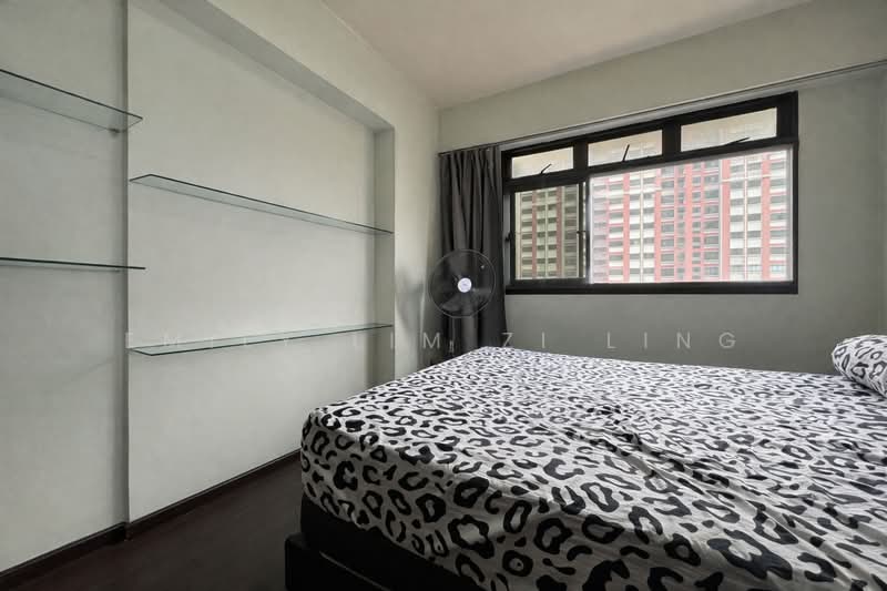 985B Buangkok Crescent, 985B Buangkok Crescent, 3 Bedrooms, 1,184 sqft, HDB Flat For Sale, by Emily Lim Zi Ling, 60152940 - Bedroom - PropertyGuru.com.sg