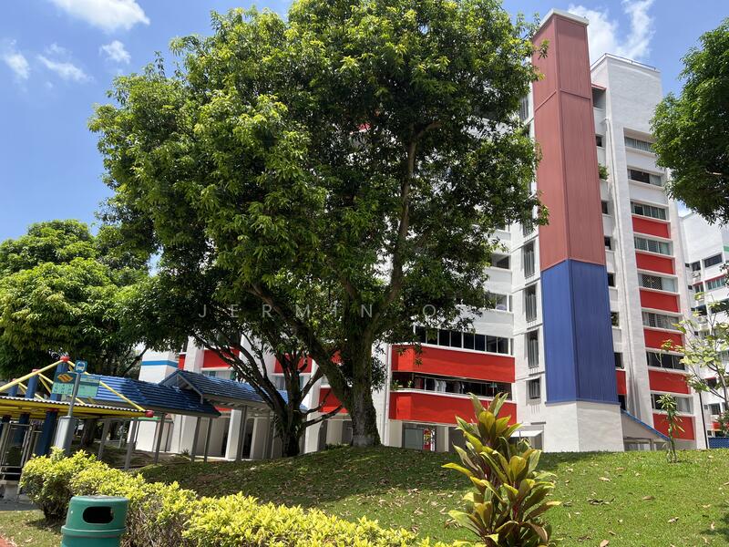 For Sale - 206 Tampines Street 21