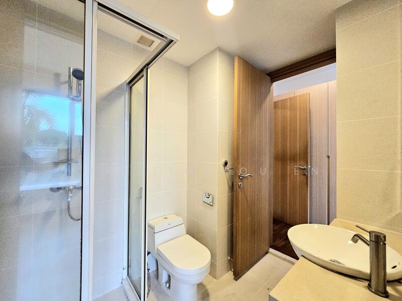 Jack n Jill Bathroom