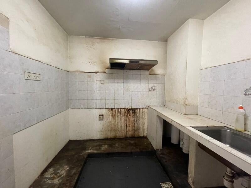 For Rent - Wing Fong Mansions