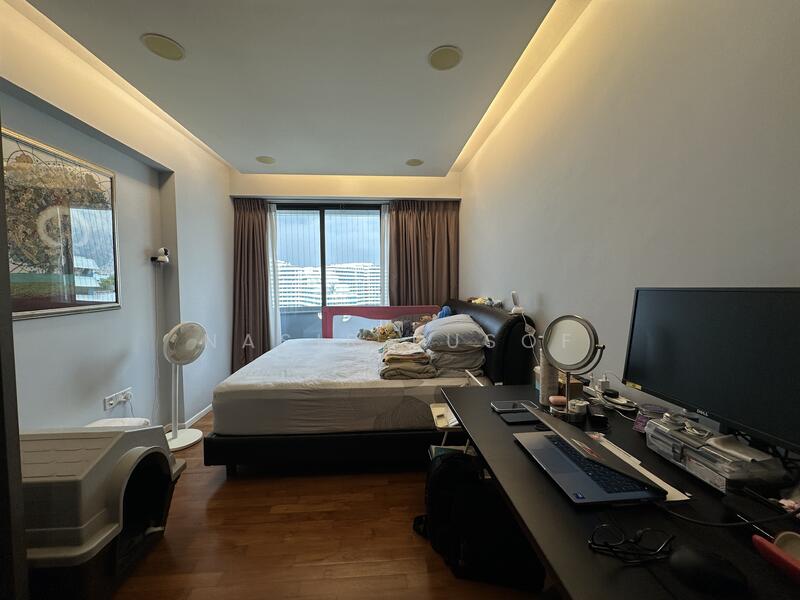 M.Bedroom