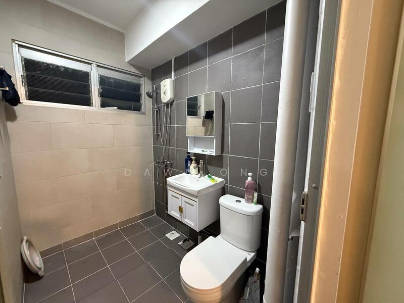 For Rent - 236 Tampines Street 21