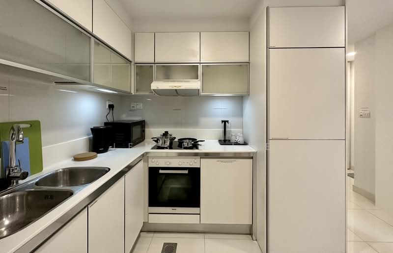 The Sail @ Marina Bay, 6 Marina Boulevard, Room Rental, 250 sqft, Condominium For Rent, by Jensen Lee, 60153472 - Kitchen - PropertyGuru.com.sg