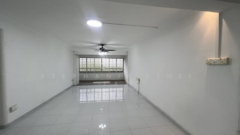 For Sale - 229 Tampines Street 23