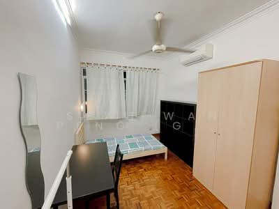 For Rent - Tranquil Garden-Facing Retreat in Apollo Garden