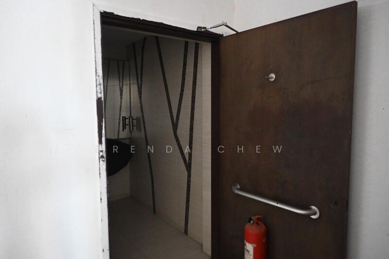 31 Smith Street, Smith Street, 1,009 sqft, Food & Beverage For Rent, by Brenda Chew, 60154087 - Bathroom - CommercialGuru.com.sg