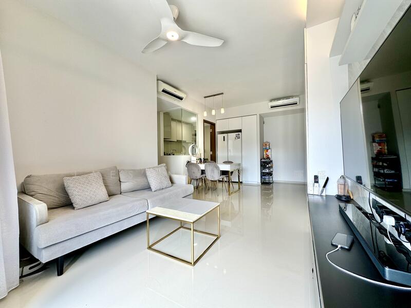For Rent - The Visionaire