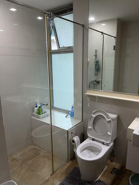 Common bathroom 