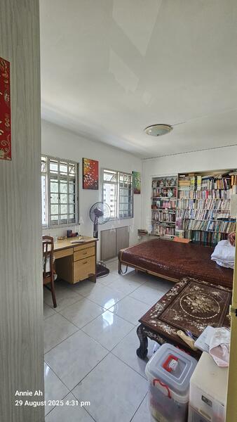 For Sale - 729 Woodlands Circle