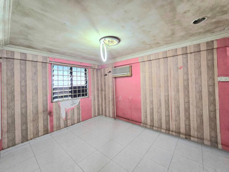 For Sale - 102 Woodlands Street 13