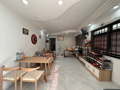 For Sale - 252 Compassvale Street