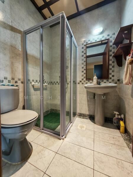 Common Bathroom