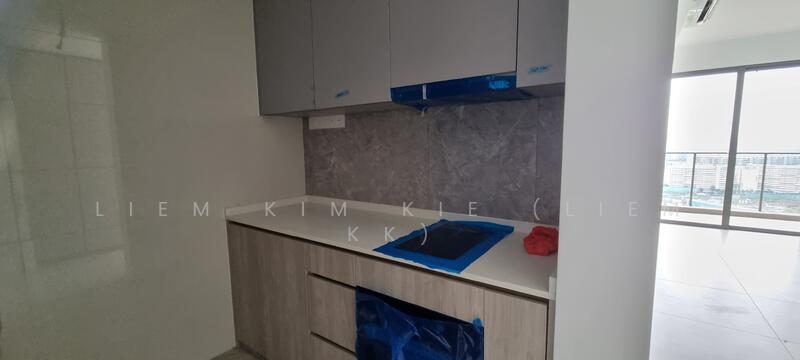 AMO Residence Condominium For Sale at S$ 1,960,000 | PropertyGuru Singapore - Kitchen