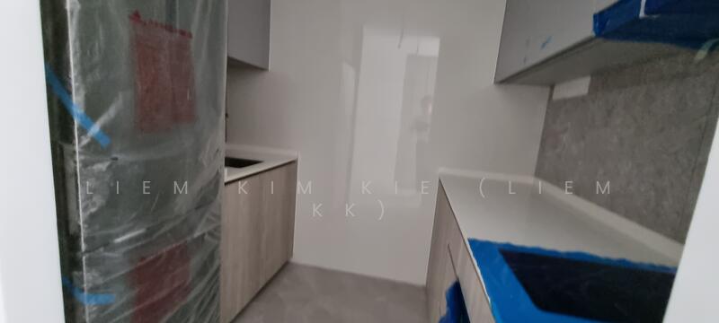 AMO Residence Condominium For Sale at S$ 1,960,000 | PropertyGuru Singapore - Kitchen