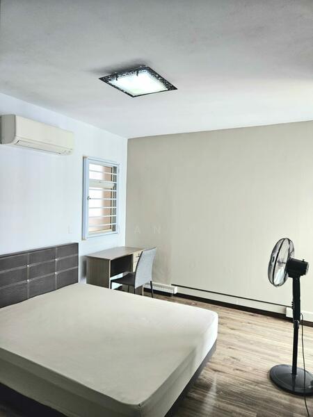 386 Bukit Batok West Avenue 5, 386 Bukit Batok West Avenue 5, Room Rental, 250 sqft, HDB Flat For Rent, by LiLian Poh, 60154411 - PropertyGuru.com.sg