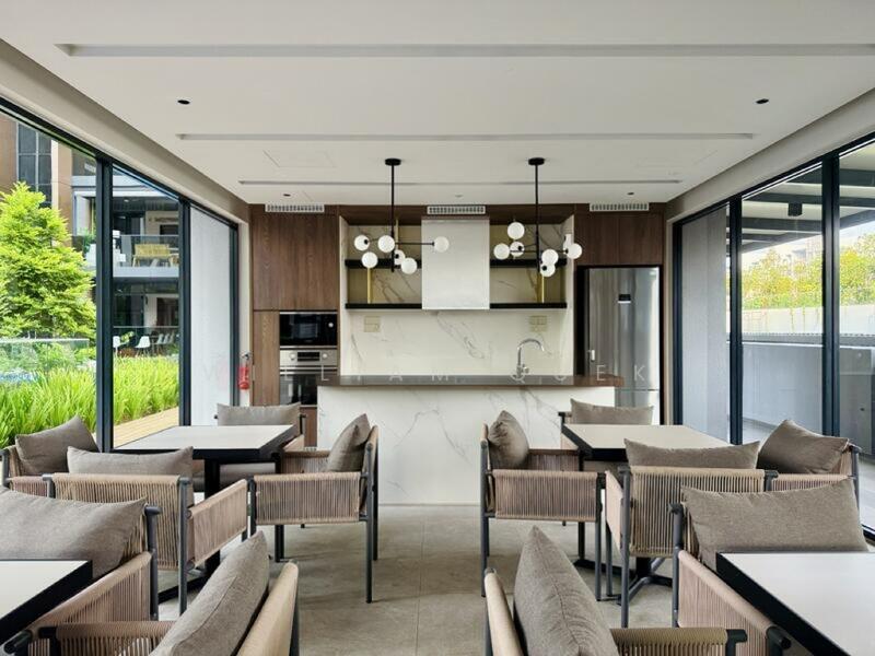 Dining pavilion 