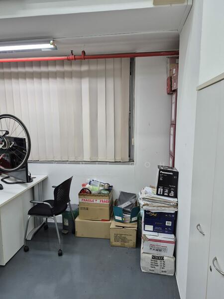 Pantech Business Hub, 194 Pandan Loop, Buona Vista / West Coast / Clementi New Town, 195 sqft, Factory / Workshop (B2) For Rent, by Kenji Goh, 60154507 - Study - CommercialGuru.com.sg