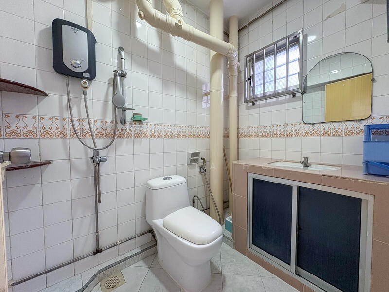 Common Bath