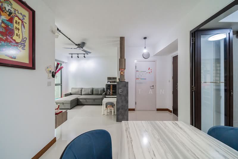 316A Punggol Way, 316A Punggol Way, 2 Bedrooms, 731 sqft, HDB Flat For Sale, by Celine Tan, 60154967 - Living Room - PropertyGuru.com.sg