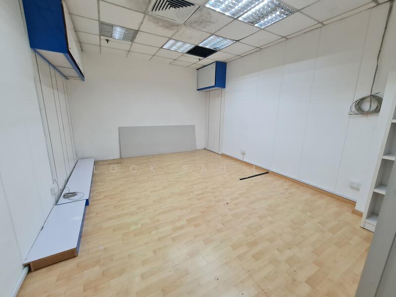 Sim Lim Square, 1 Rochor Canal Road, 334 sqft, Mall Shop For Sale, by Lock Sau Lai, 60154984 - CommercialGuru.com.sg