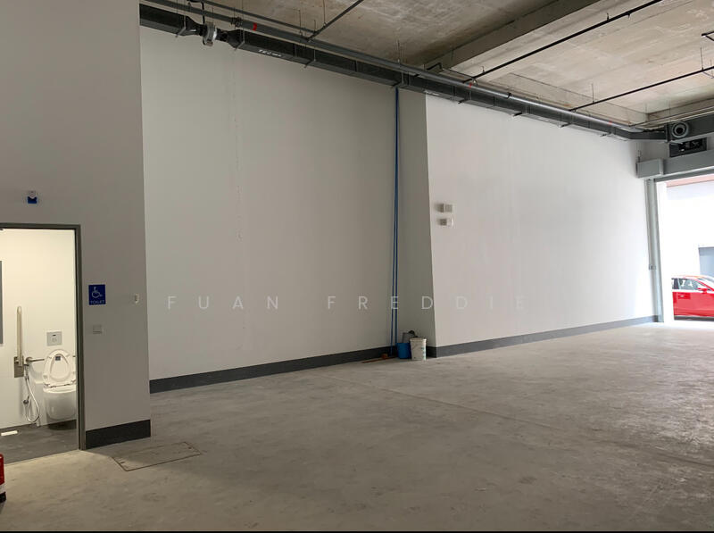 Nordcom II, 2 Gambas Crescent, 5,404 sqft, Light Industrial (B1) For Rent, by Fuan Freddie, 60155148 - Bathroom - CommercialGuru.com.sg