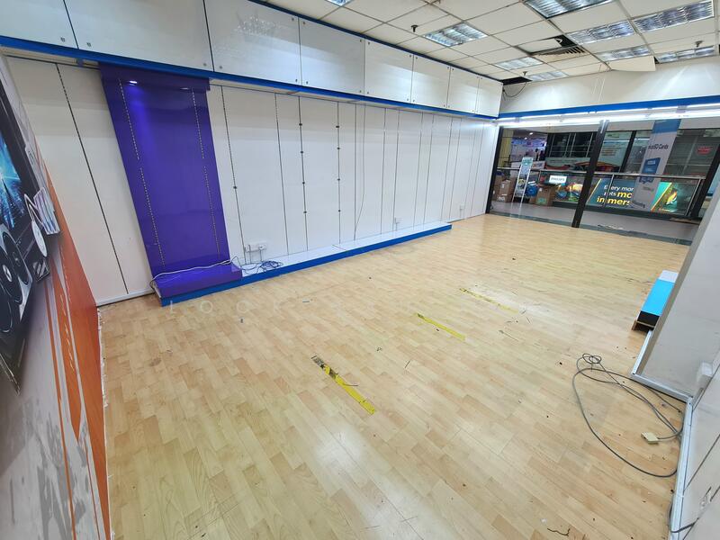 Sim Lim Square, 1 Rochor Canal Road, 334 sqft, Mall Shop For Sale, by Lock Sau Lai, 60155218 - CommercialGuru.com.sg