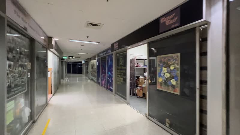 Far East Shopping Centre, 545 Orchard Road, 205 sqft, Mall Shop For Sale, by Alvin Chua, 60155359 - Hallway - CommercialGuru.com.sg
