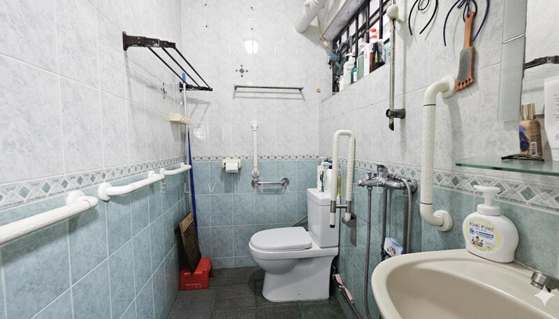 Common Bathroom